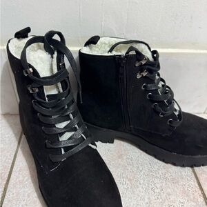 Women's Faux-Fur Lined Black Combat Boots - Size 7.5